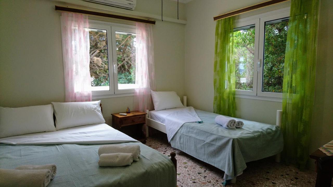 ארטמידה Summerhouse Peggy: Close To Athens Airport By The Sea מראה חיצוני תמונה